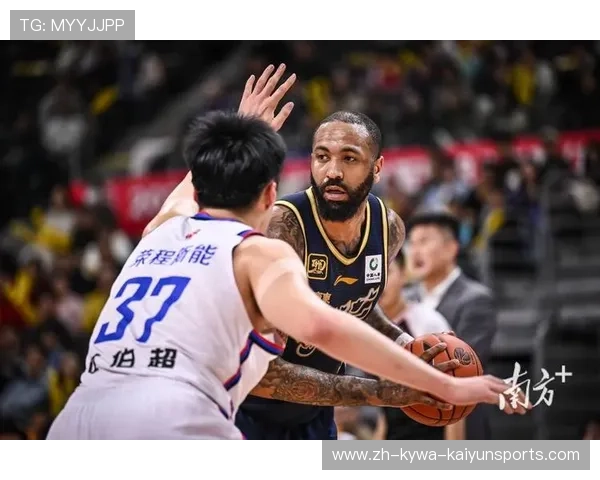 足球报点评CBA联赛表现